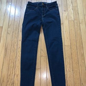 Dark wash American eagle jeans